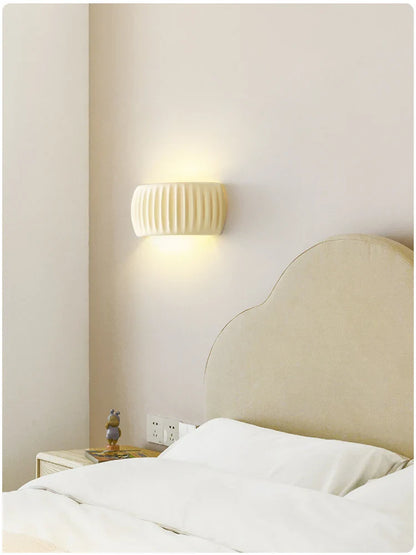 Textured Modern French Resin Wall Sconce Lamp
