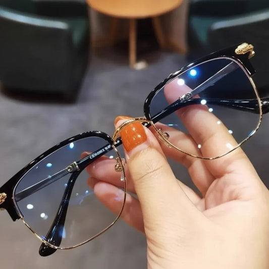 Titanium Frame Computer Reading Glasses with Matte Finish Design