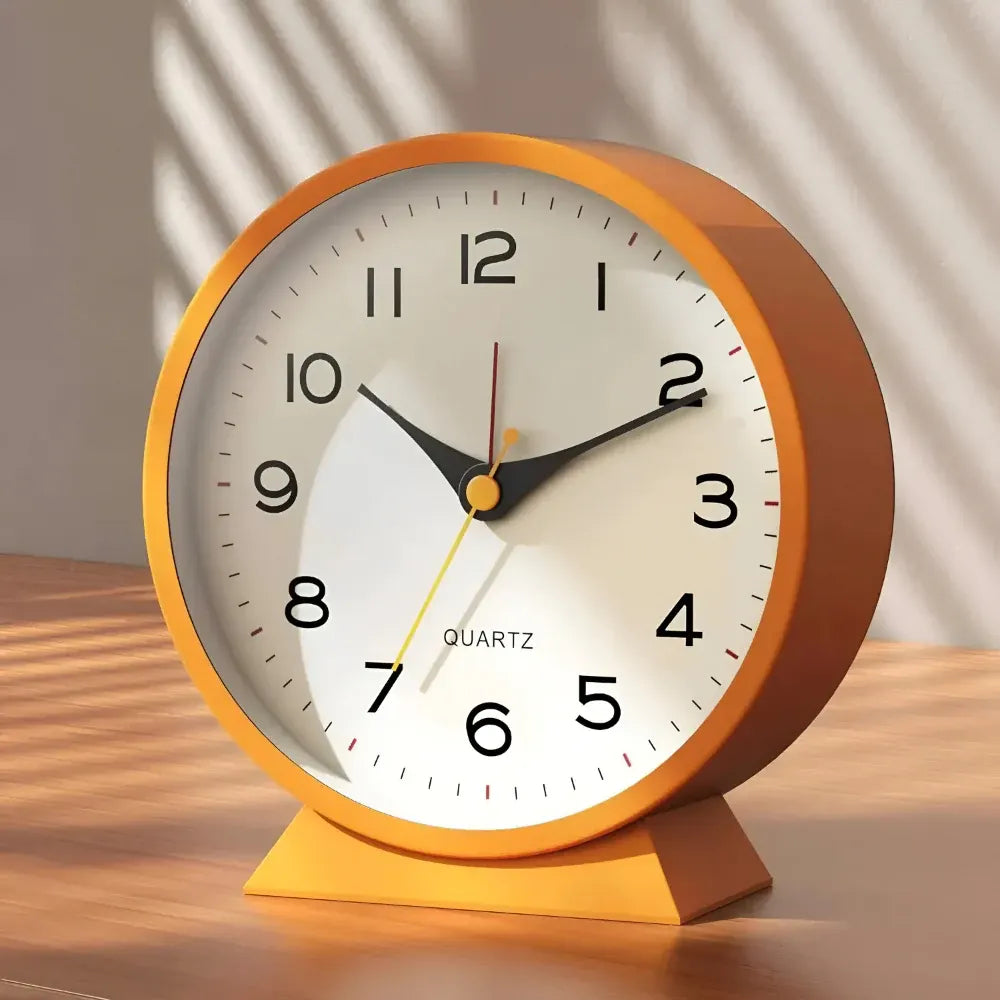 Vintage Silent Quartz Desk Clock with Alarm