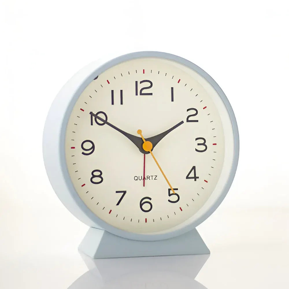 Vintage Silent Quartz Desk Clock with Alarm