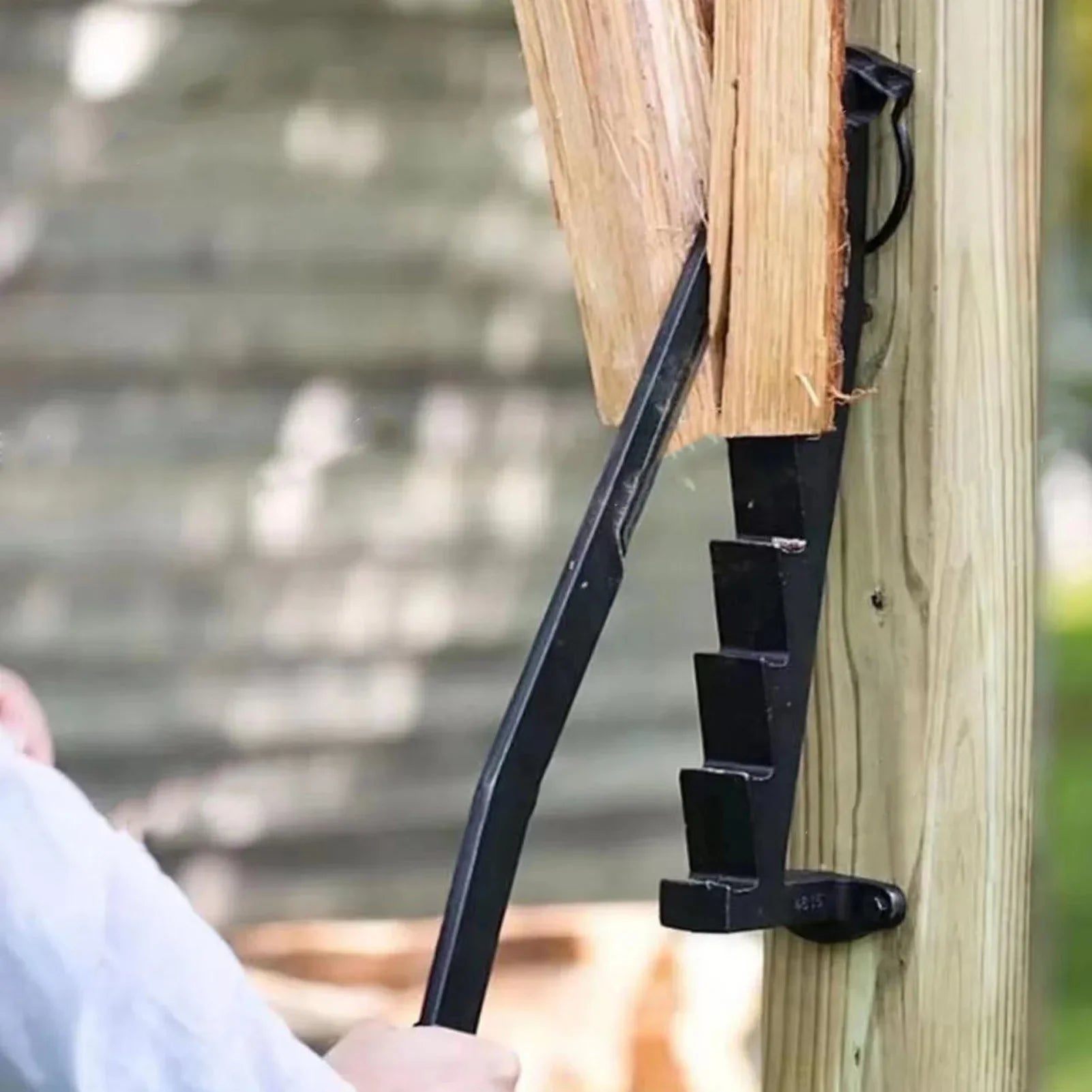 Wall-Mounted Kindling Wood Splitter with High Carbon Steel Blade