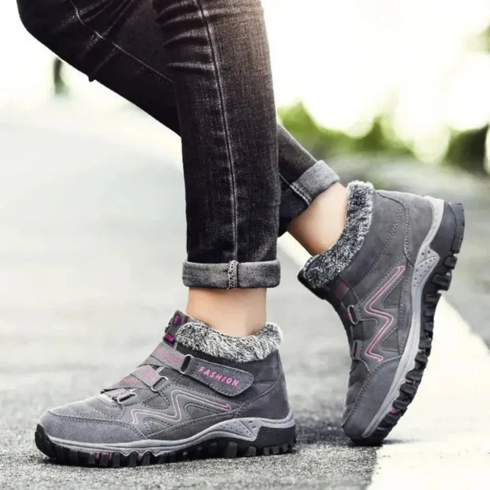 Waterproof Insulated Women's Winter Boots with Non-Slip Sole