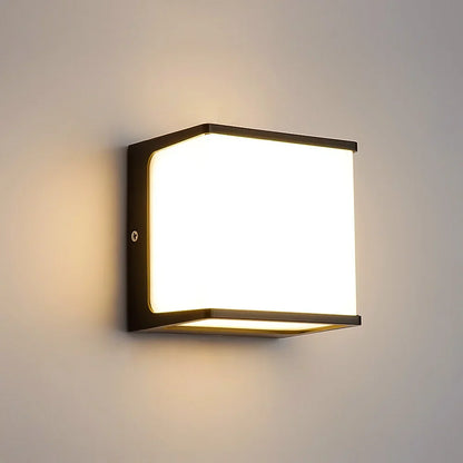 Waterproof LED Modern Wall Light for Outdoor Use