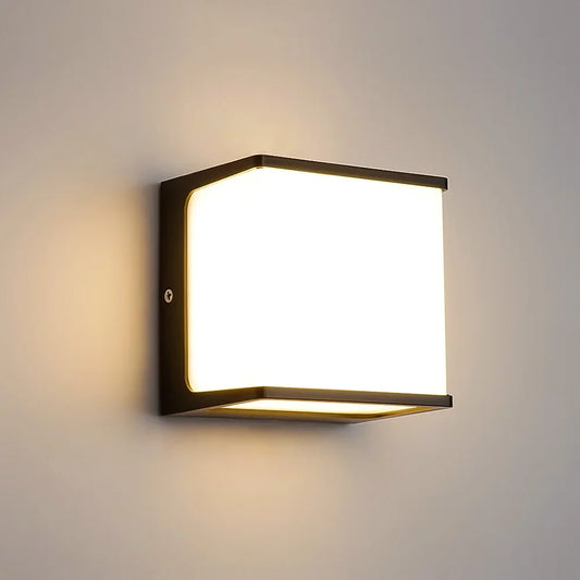 Waterproof LED Modern Wall Light for Outdoor Use