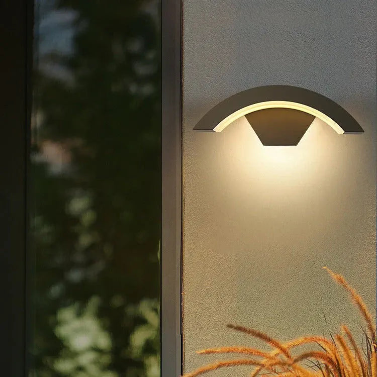 Waterproof LED Outdoor Wall Sconce | Modern IP65-Rated Light Fixture