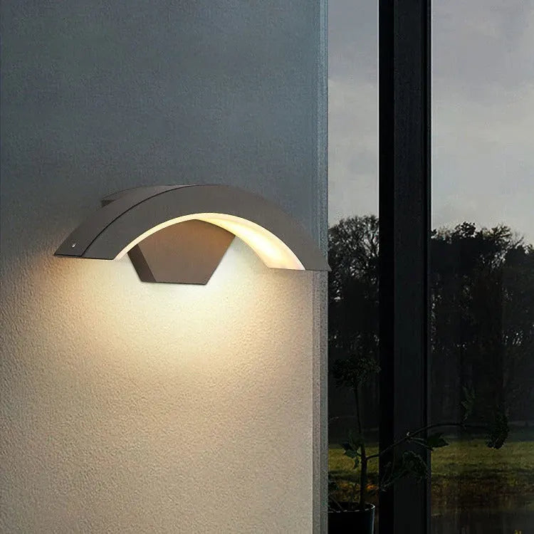 Waterproof LED Outdoor Wall Sconce | Modern IP65-Rated Light Fixture