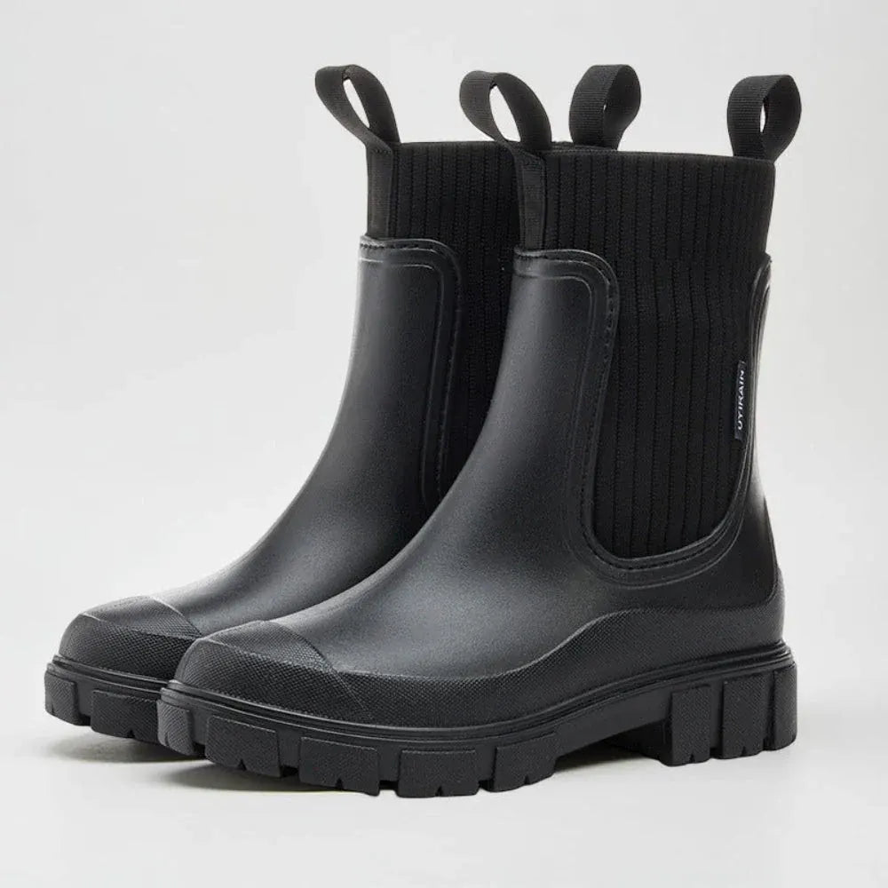 Women's Chelsea Ankle Boots with Grip Sole, Outdoor Ready Design