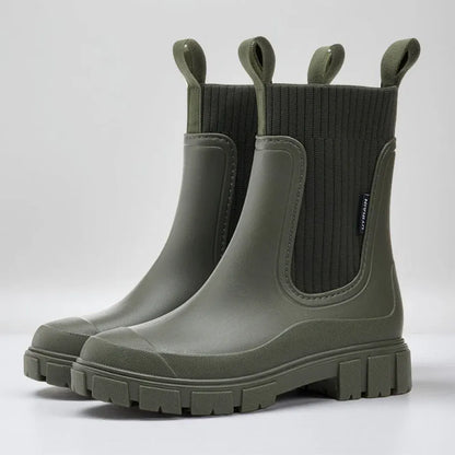 Women's Chelsea Ankle Boots with Grip Sole, Outdoor Ready Design