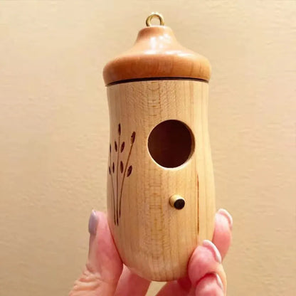 Wooden Hummingbird Nesting House Outdoor Garden Decor