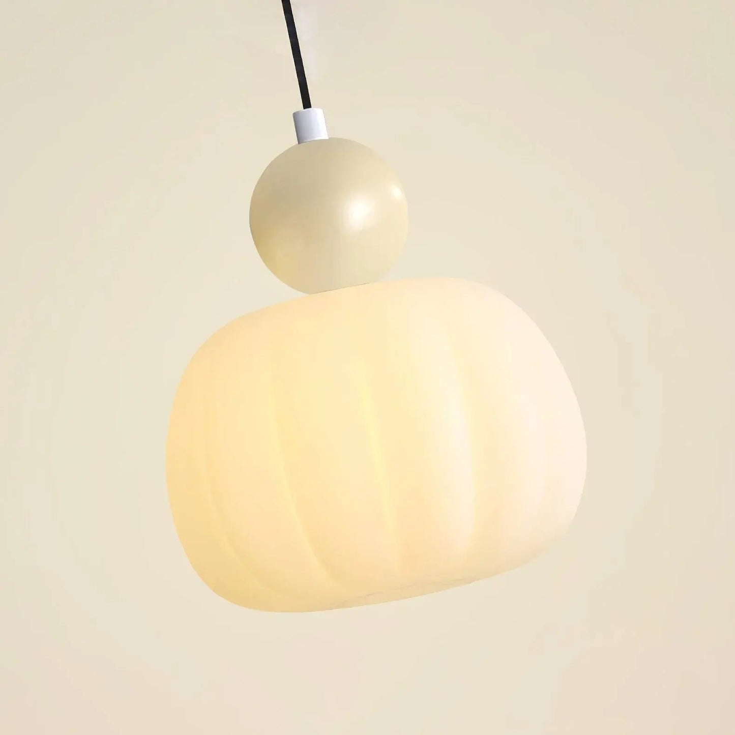Yedra Pendant Light | Round Organic Acrylic Design