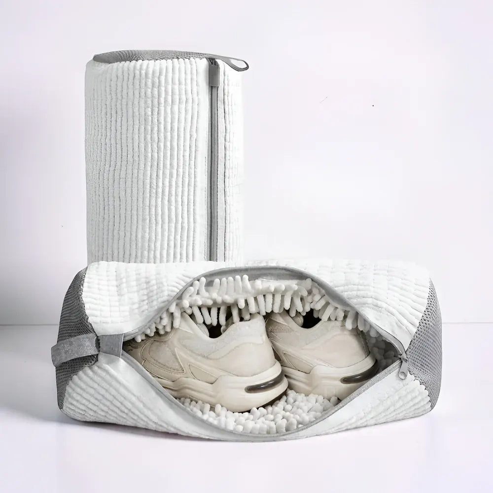 Zippered Mesh Wash Bag for Shoes & Sneakers - Laundry Cleaning Pouch